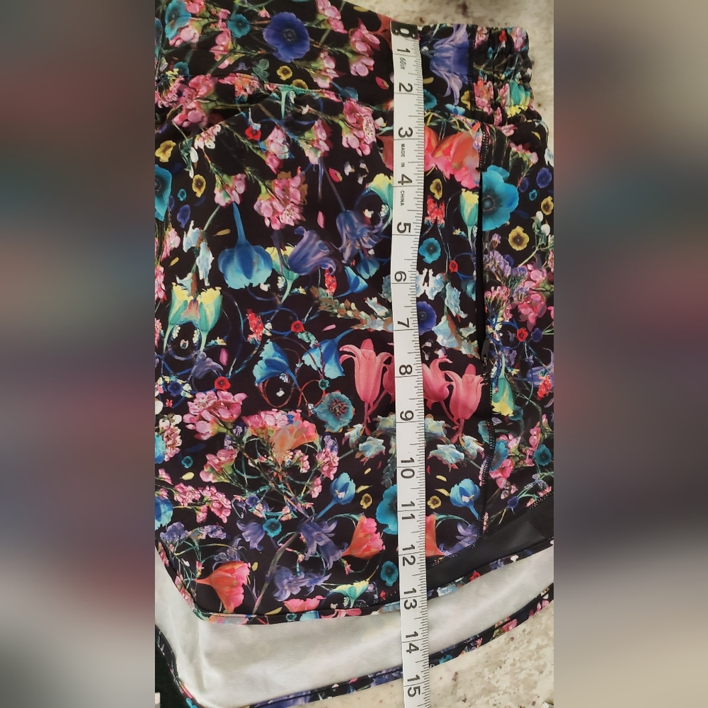 Lululemon Hotty Hot High-Rise SkirtFlowerscope Black Multi / Black Tennis Golf - Picture 10 of 11